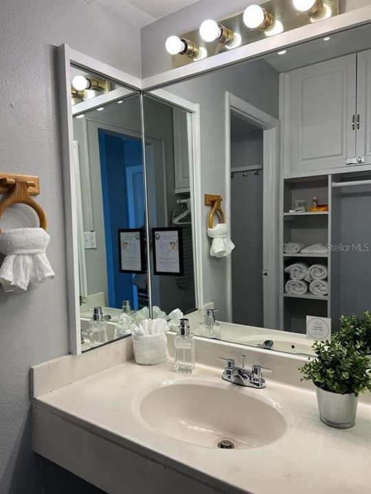 En Venta: $144,900 (1 camas, 1 baños, 308 Pies cuadrados)