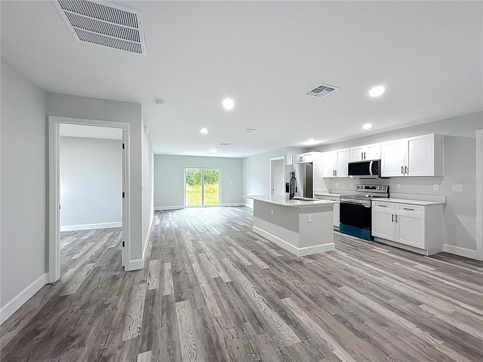 En Renta: $1,800 (3 camas, 2 baños, 1270 Pies cuadrados)