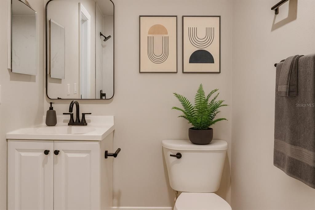 For Sale: $289,990 (3 beds, 2 baths, 1640 Square Feet)