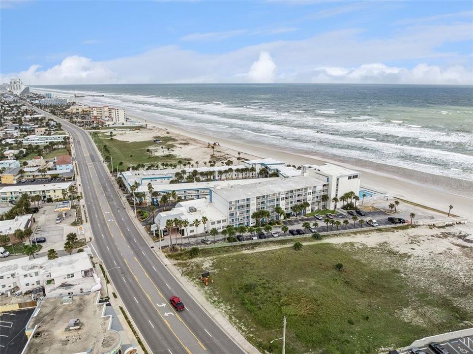 На продажу: $195,000 (1 спален, 2 ванн, 654 Квадратных фут)