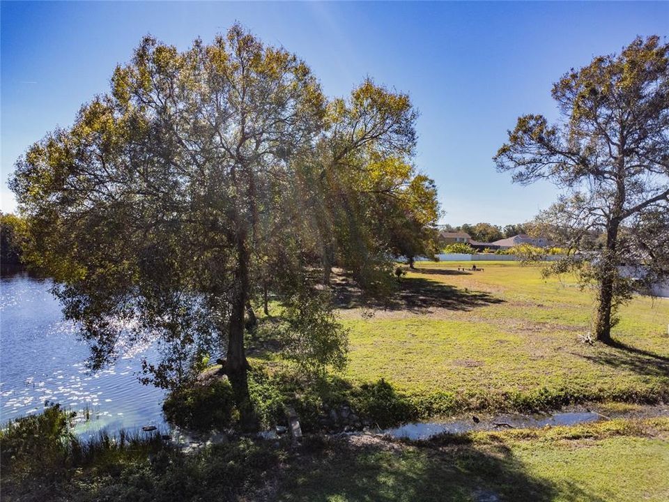 For Sale: $599,800 (1.06 acres)