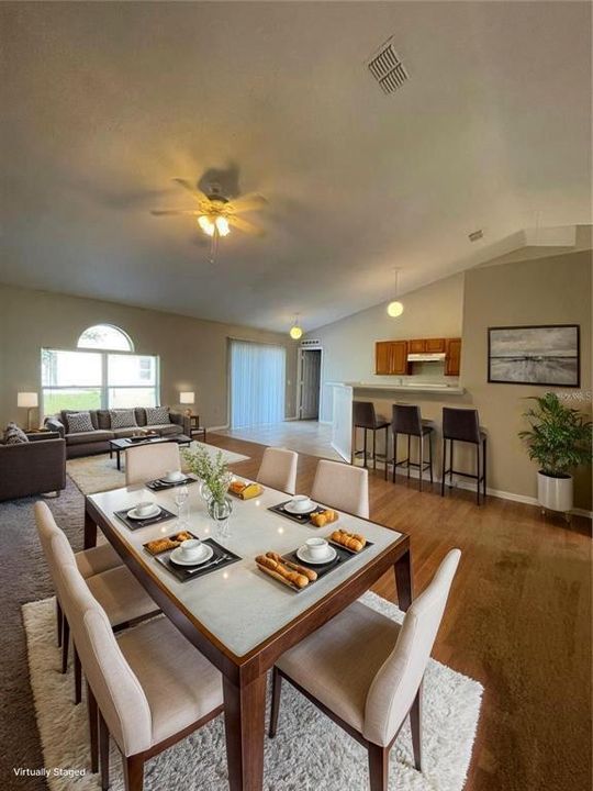 For Rent: $1,750 (3 beds, 2 baths, 1711 Square Feet)