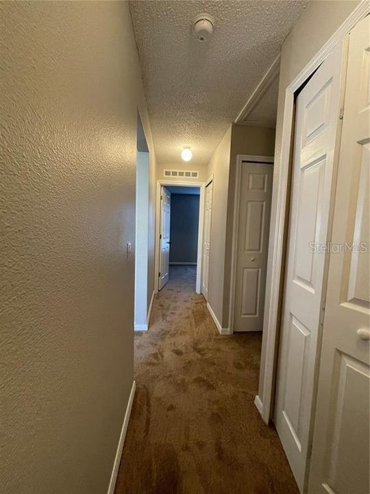 For Rent: $1,750 (3 beds, 2 baths, 1711 Square Feet)