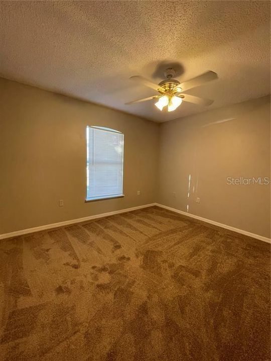 For Rent: $1,750 (3 beds, 2 baths, 1711 Square Feet)