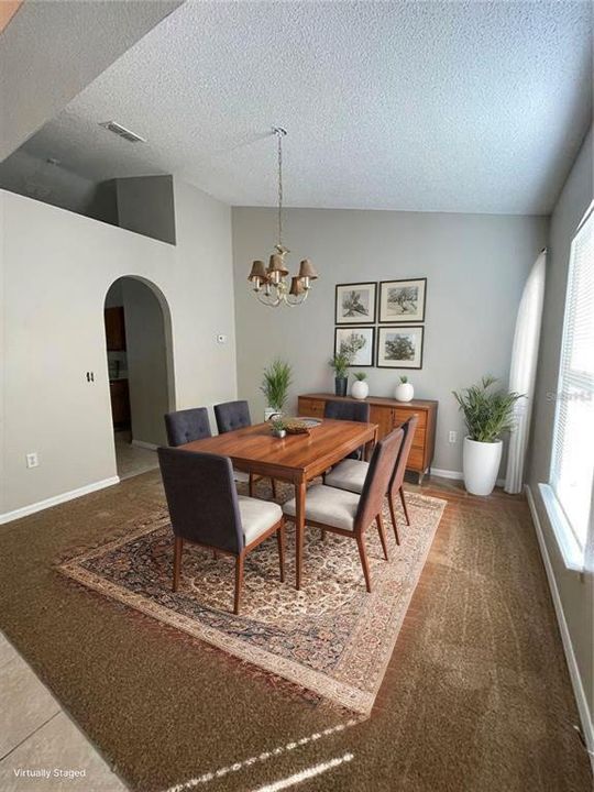 For Rent: $1,750 (3 beds, 2 baths, 1711 Square Feet)