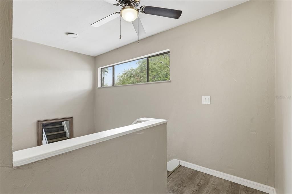 出租: $1,800 (3 贝兹, 1 浴室, 1176 平方英尺)