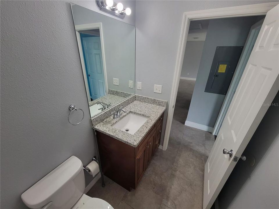 В аренду: $2,300 (3 спален, 2 ванн, 1347 Квадратных фут)