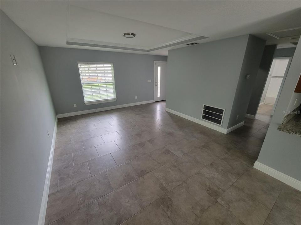 В аренду: $2,300 (3 спален, 2 ванн, 1347 Квадратных фут)