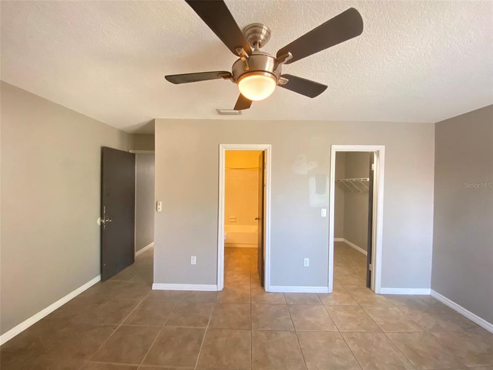 В аренду: $1,750 (2 спален, 2 ванн, 1120 Квадратных фут)