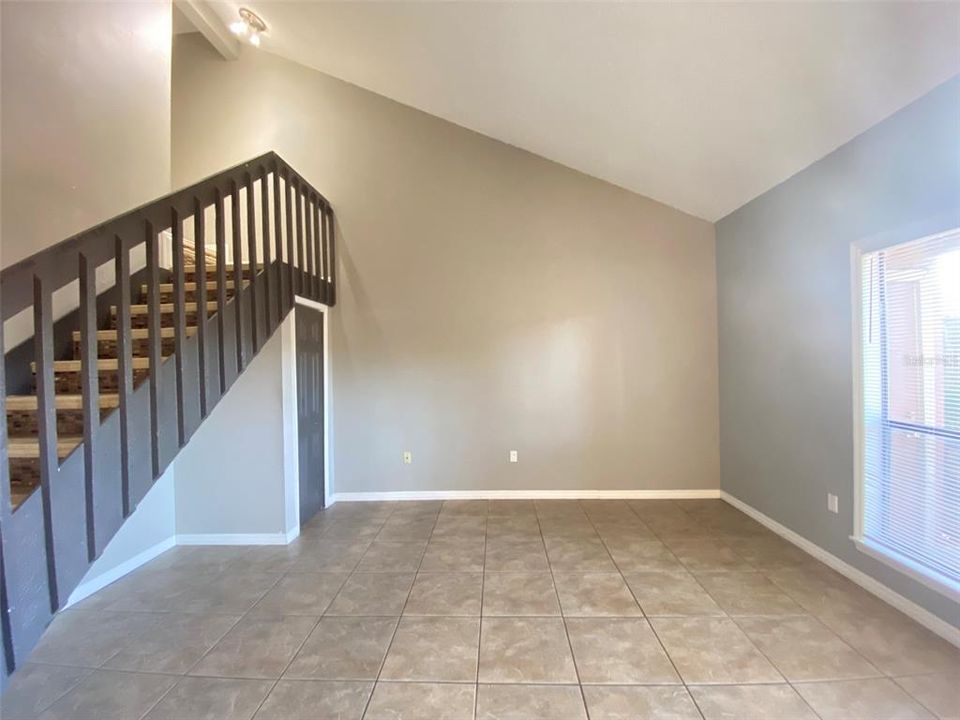 В аренду: $1,750 (2 спален, 2 ванн, 1120 Квадратных фут)