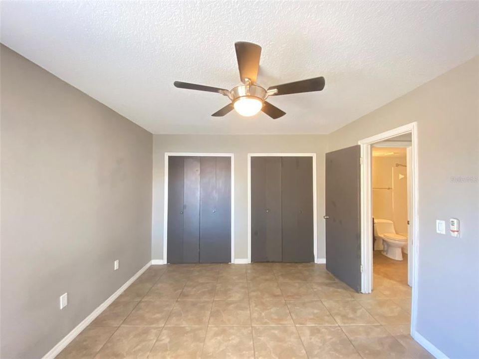 В аренду: $1,750 (2 спален, 2 ванн, 1120 Квадратных фут)