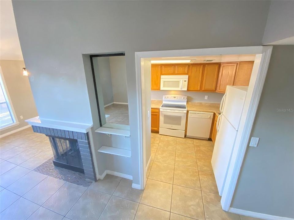 В аренду: $1,750 (2 спален, 2 ванн, 1120 Квадратных фут)