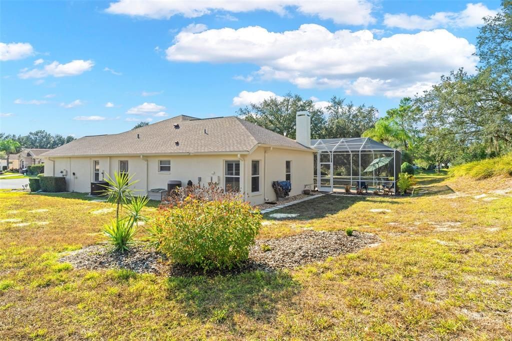 待售: $410,000 (3 贝兹, 2 浴室, 2004 平方英尺)