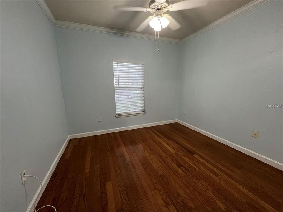 For Rent: $1,450 (2 beds, 1 baths, 1050 Square Feet)