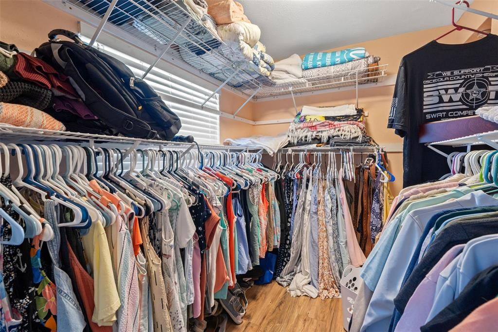 For Sale: $600,000 (2 beds, 2 baths, 1152 Square Feet)