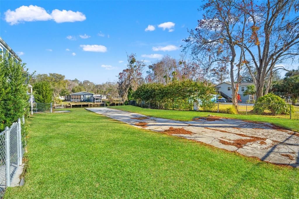 For Sale: $600,000 (2 beds, 2 baths, 1152 Square Feet)