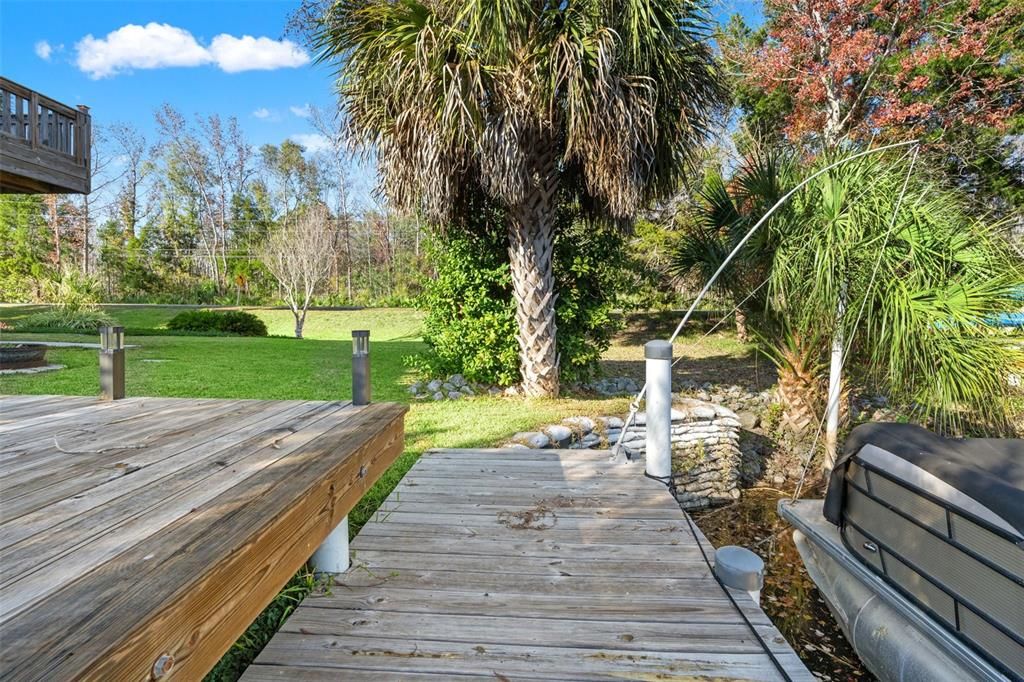 For Sale: $600,000 (2 beds, 2 baths, 1152 Square Feet)