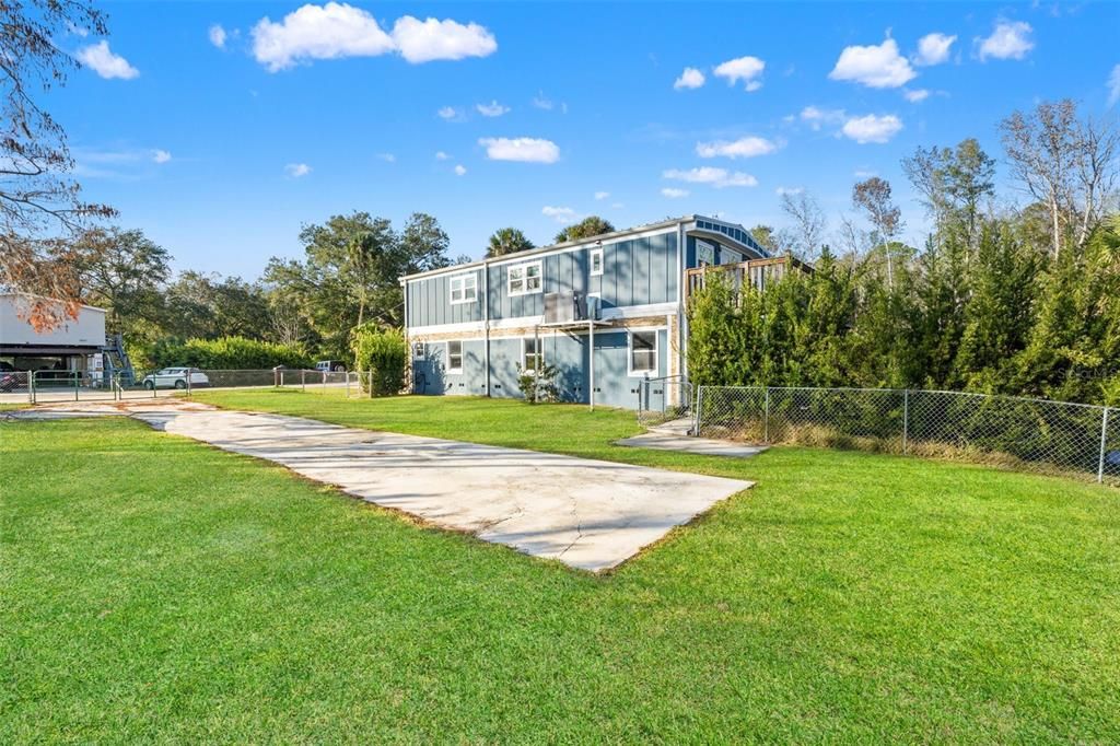 For Sale: $600,000 (2 beds, 2 baths, 1152 Square Feet)