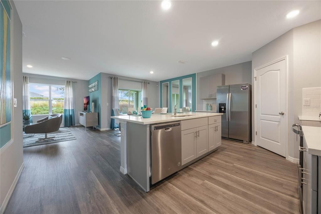 For Sale: $448,990 (4 beds, 2 baths, 1828 Square Feet)