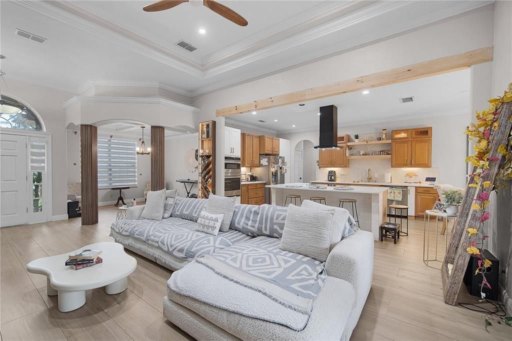 For Rent: $3,550 (4 beds, 3 baths, 2078 Square Feet)