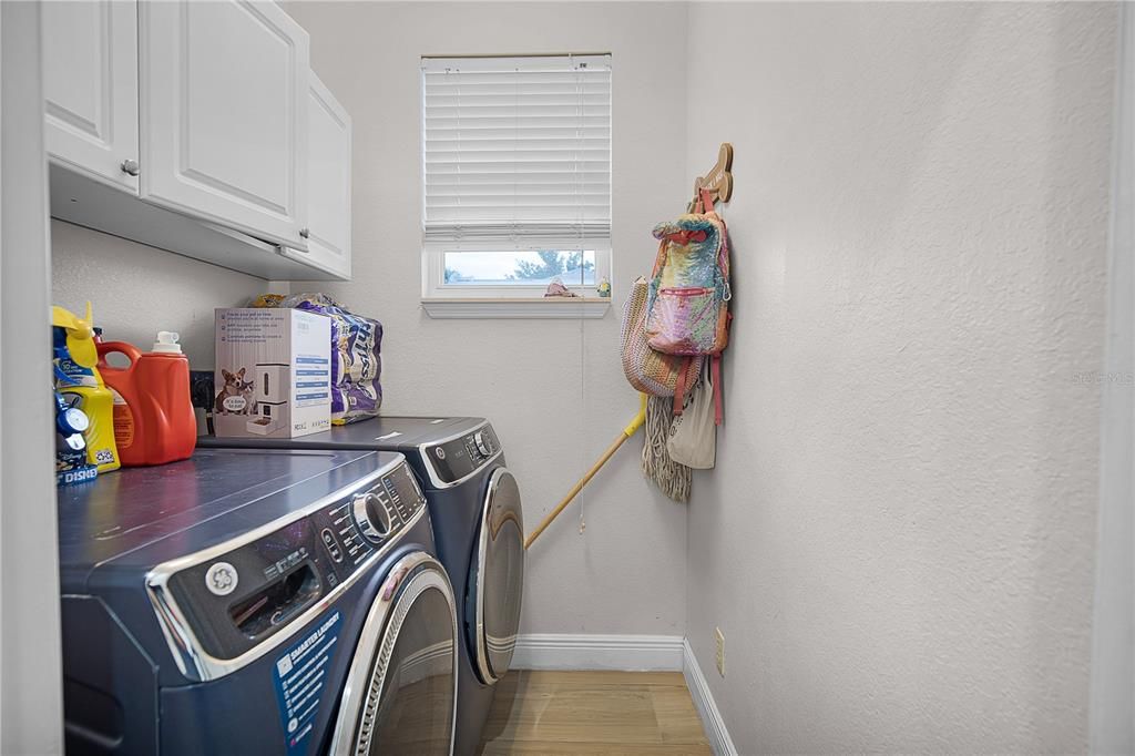 For Rent: $3,550 (4 beds, 3 baths, 2078 Square Feet)