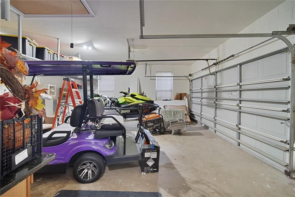 For Rent: $3,550 (4 beds, 3 baths, 2078 Square Feet)