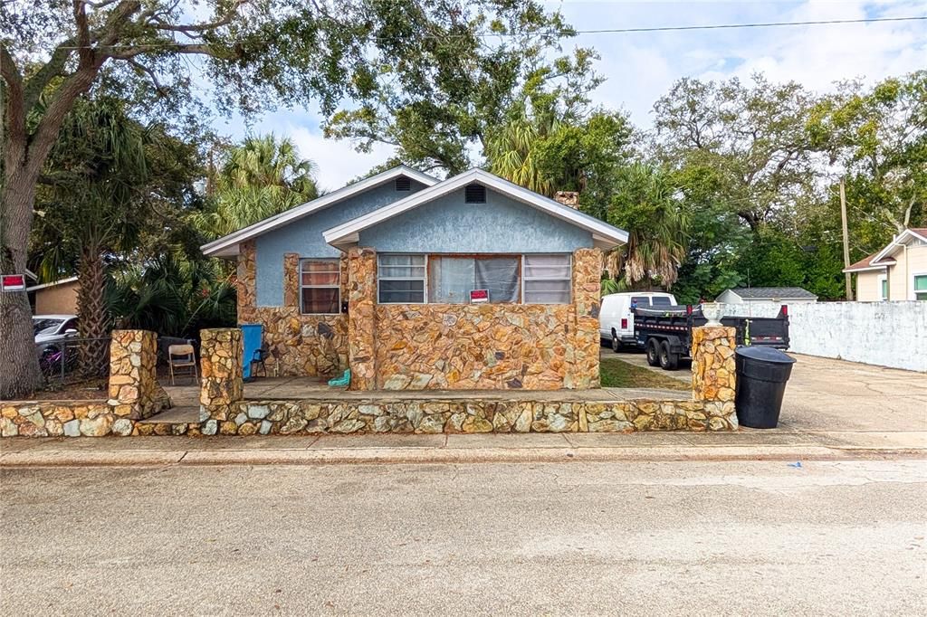 На продажу: $218,000 (3 спален, 1 ванн, 1096 Квадратных фут)