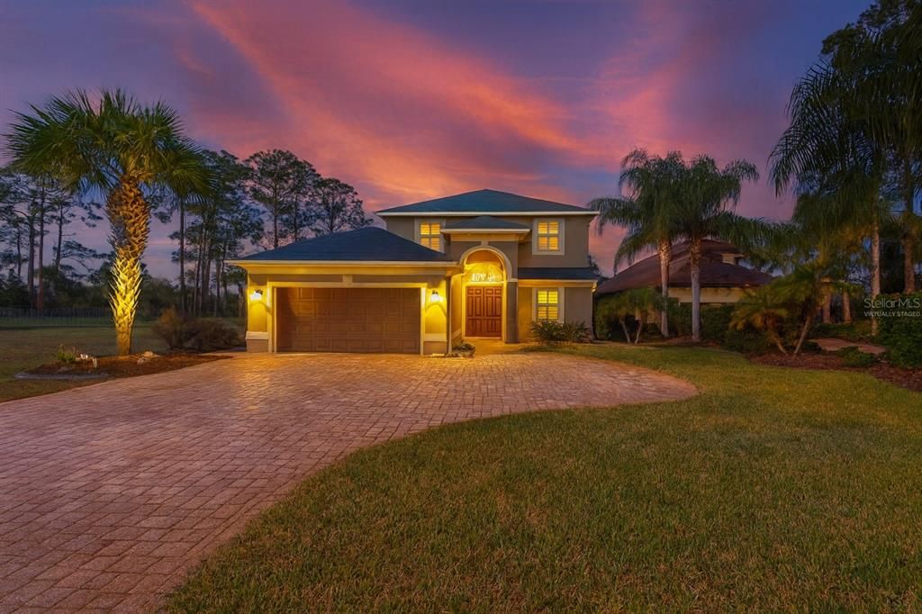 For Sale: $718,000 (4 beds, 2 baths, 2323 Square Feet)