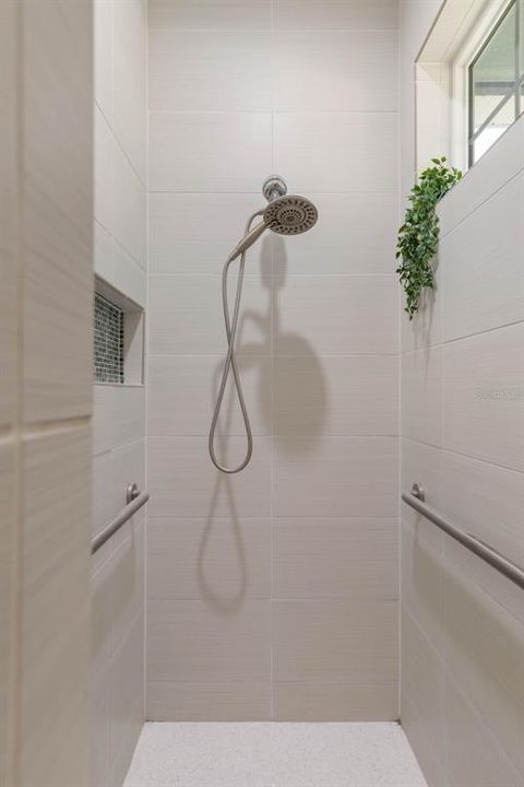 For Sale: $718,000 (4 beds, 2 baths, 2323 Square Feet)