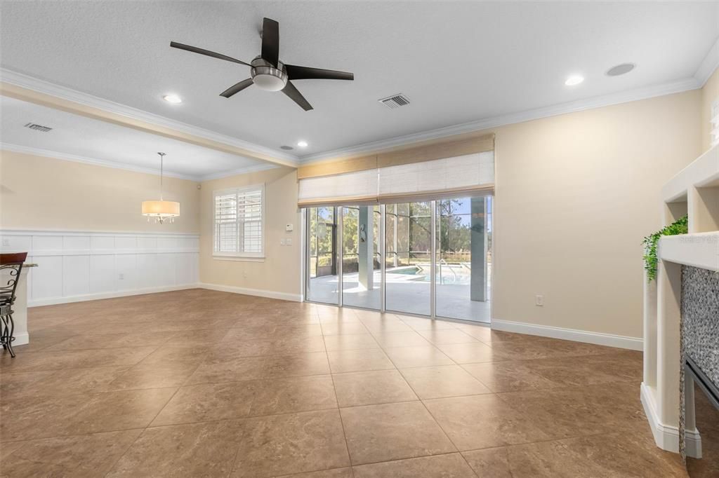 For Sale: $718,000 (4 beds, 2 baths, 2323 Square Feet)