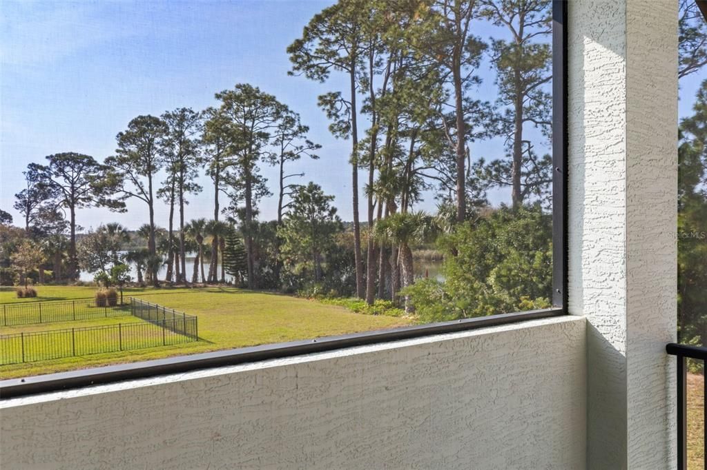 For Sale: $718,000 (4 beds, 2 baths, 2323 Square Feet)