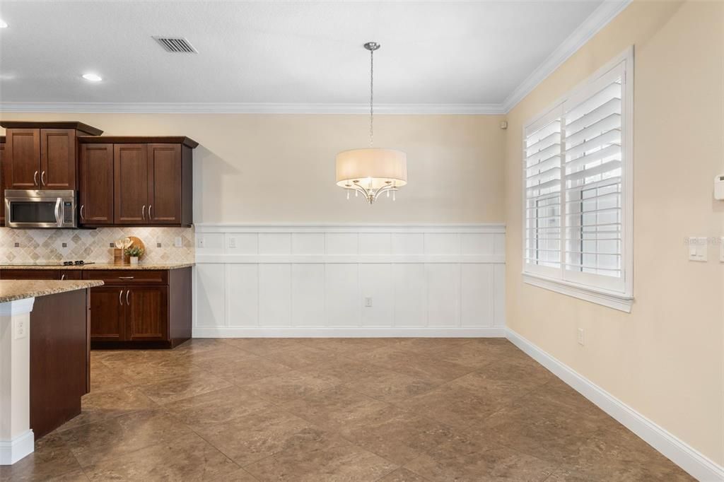 For Sale: $718,000 (4 beds, 2 baths, 2323 Square Feet)