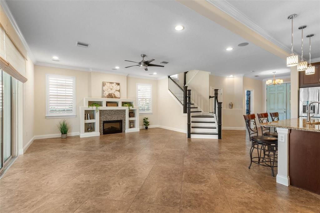 For Sale: $718,000 (4 beds, 2 baths, 2323 Square Feet)