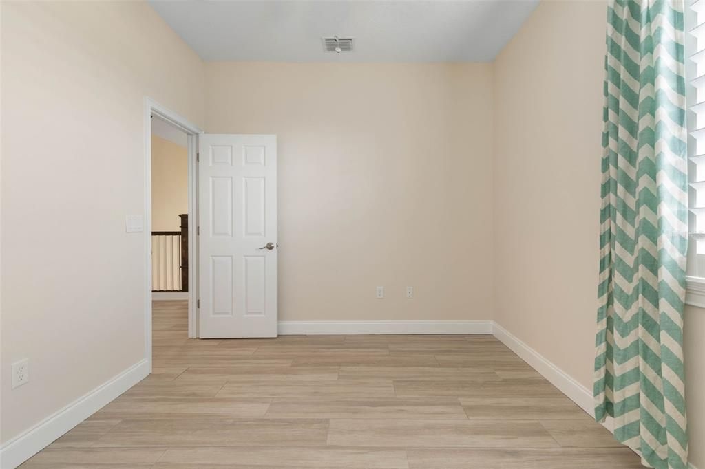 For Sale: $718,000 (4 beds, 2 baths, 2323 Square Feet)