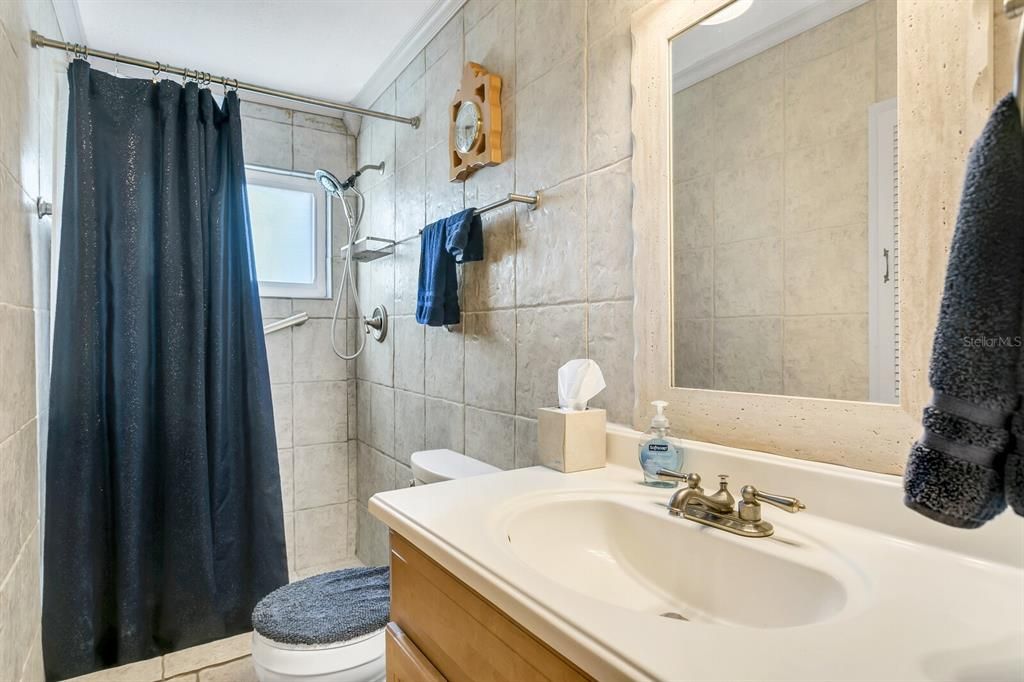 На продажу: $165,000 (2 спален, 2 ванн, 1100 Квадратных фут)