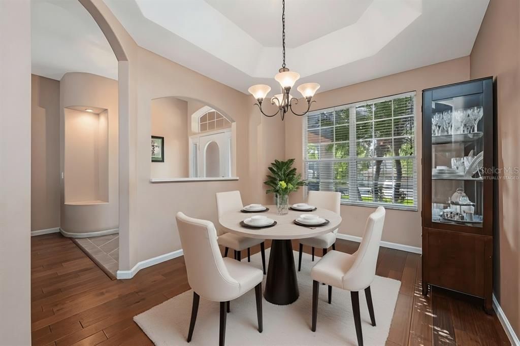 En Venta: $625,000 (4 camas, 3 baños, 3202 Pies cuadrados)