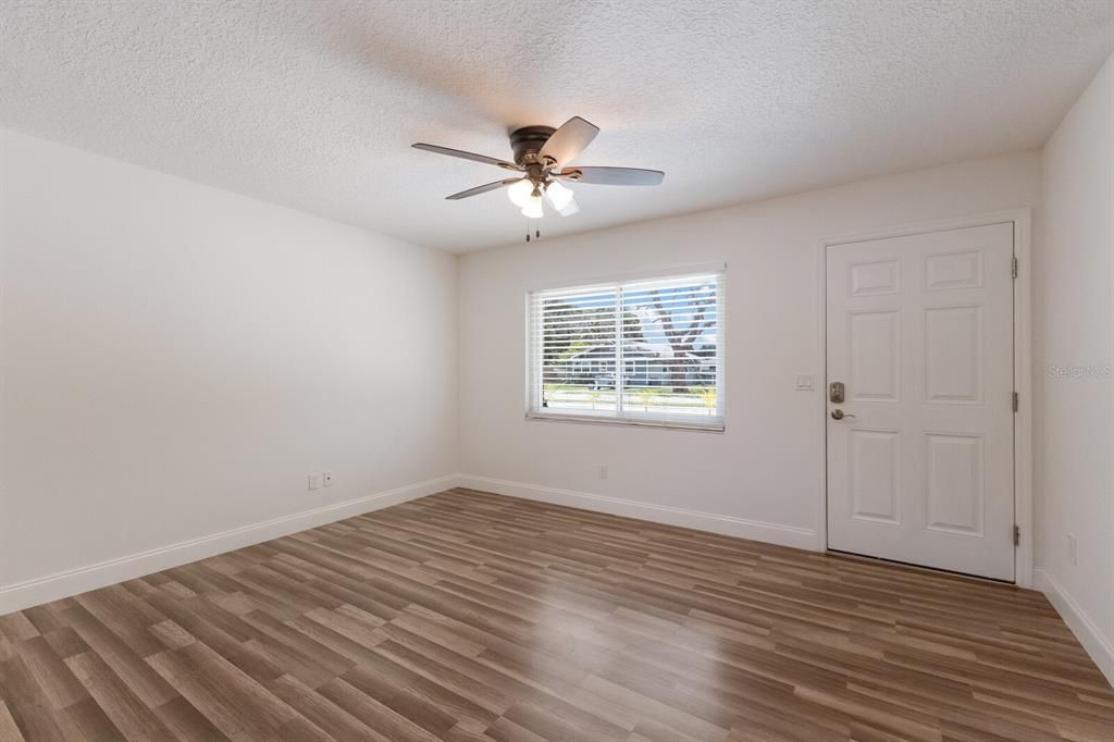 For Sale: $459,000 (4 beds, 3 baths, 1596 Square Feet)