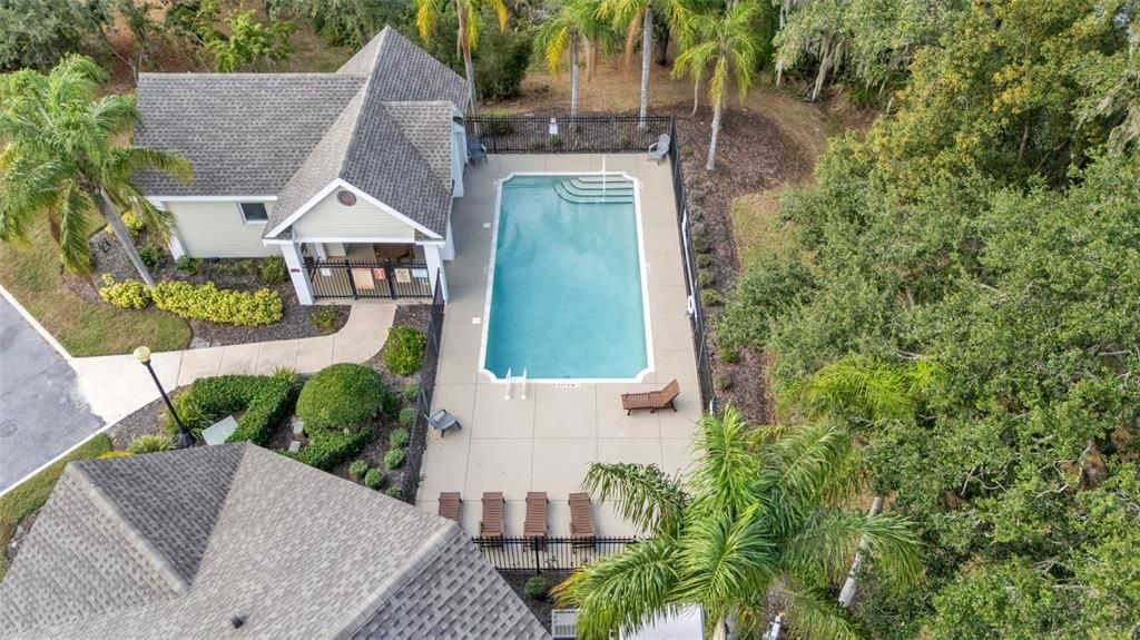 待售: $225,000 (3 贝兹, 2 浴室, 1323 平方英尺)