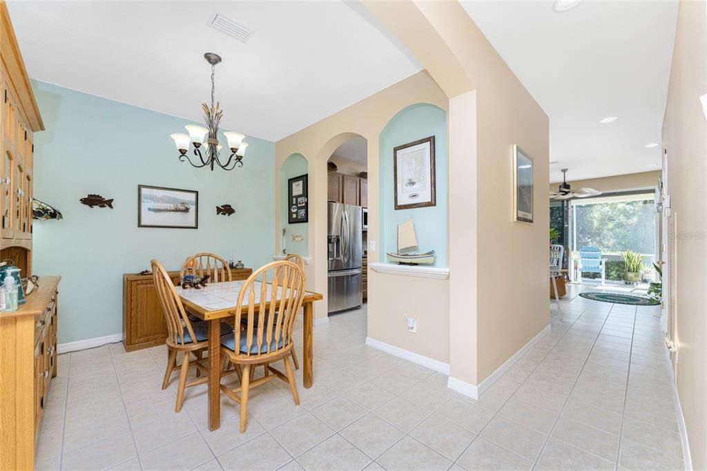 待售: $279,000 (3 贝兹, 2 浴室, 1608 平方英尺)