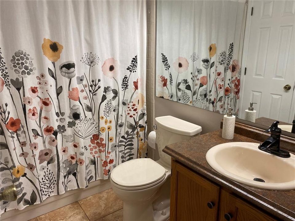 For Rent: $1,950 (3 beds, 2 baths, 1142 Square Feet)