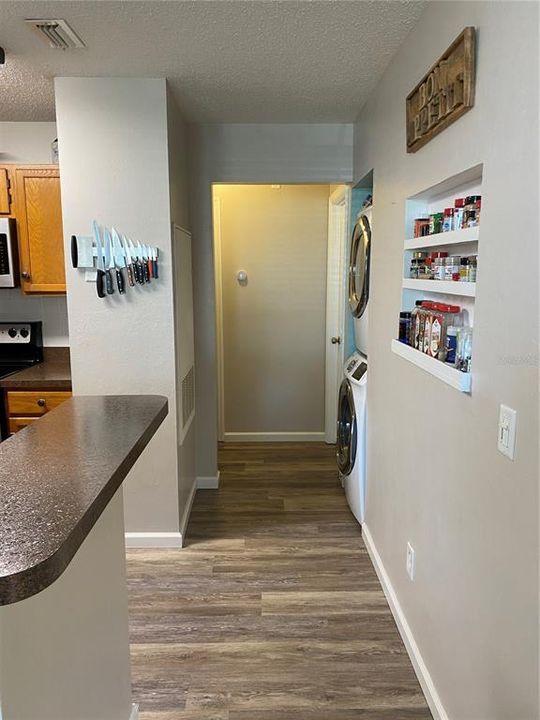 For Rent: $1,950 (3 beds, 2 baths, 1142 Square Feet)
