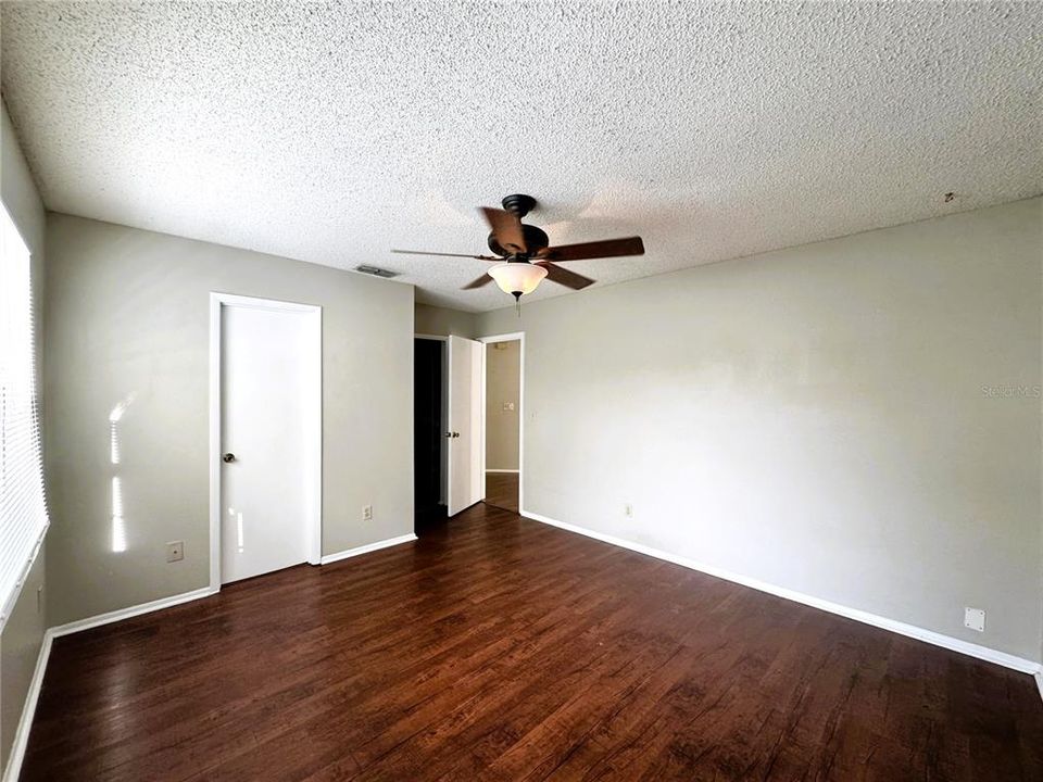 出租: $2,199 (3 贝兹, 2 浴室, 1216 平方英尺)