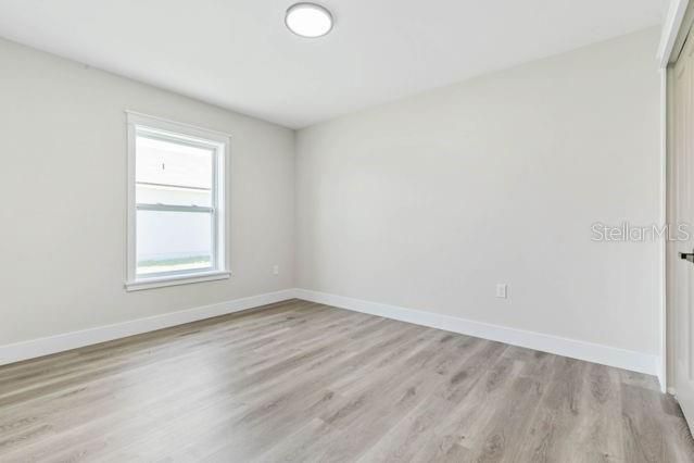 For Rent: $1,750 (3 beds, 2 baths, 1311 Square Feet)