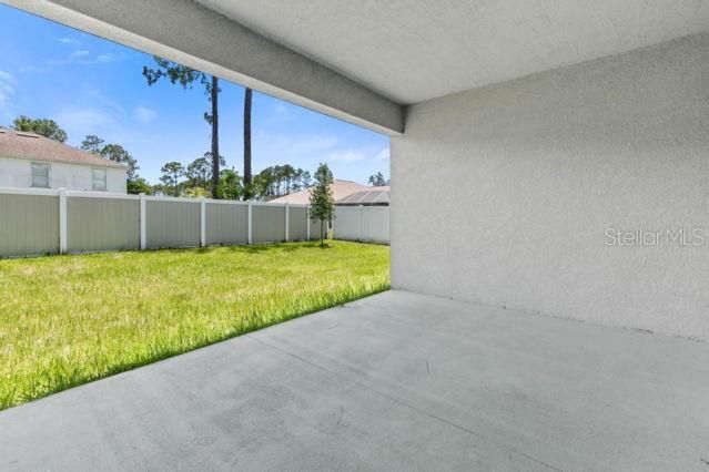 For Rent: $1,750 (3 beds, 2 baths, 1311 Square Feet)