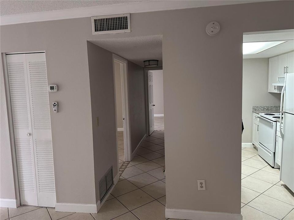 For Rent: $1,550 (2 beds, 2 baths, 897 Square Feet)