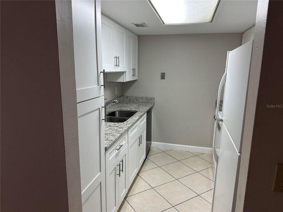 For Rent: $1,550 (2 beds, 2 baths, 897 Square Feet)