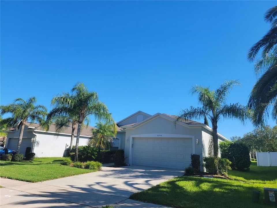 For Rent: $2,400 (4 beds, 3 baths, 1862 Square Feet)