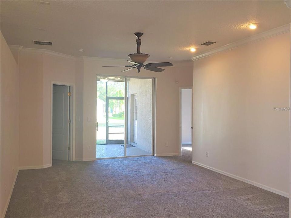 For Rent: $2,400 (4 beds, 3 baths, 1862 Square Feet)