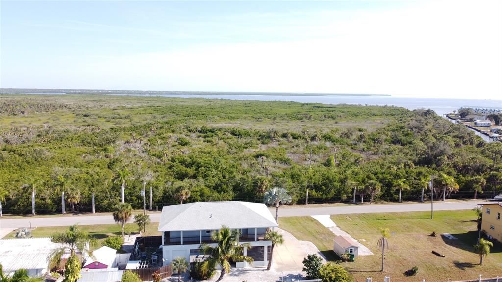 For Sale: $485,000 (2 beds, 2 baths, 1130 Square Feet)