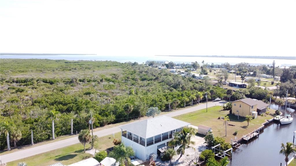 На продажу: $485,000 (2 спален, 2 ванн, 1130 Квадратных фут)